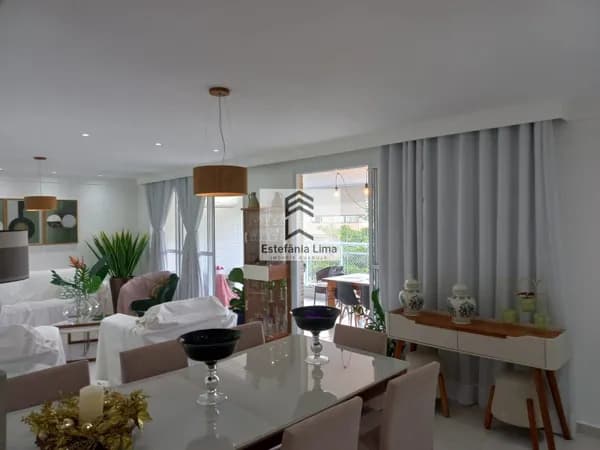 Apartamento Decorado na Enseada!!! 3 Suítes