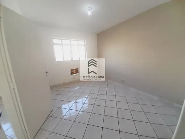 SALA COMERCIAL EM PITANGUEIRAS