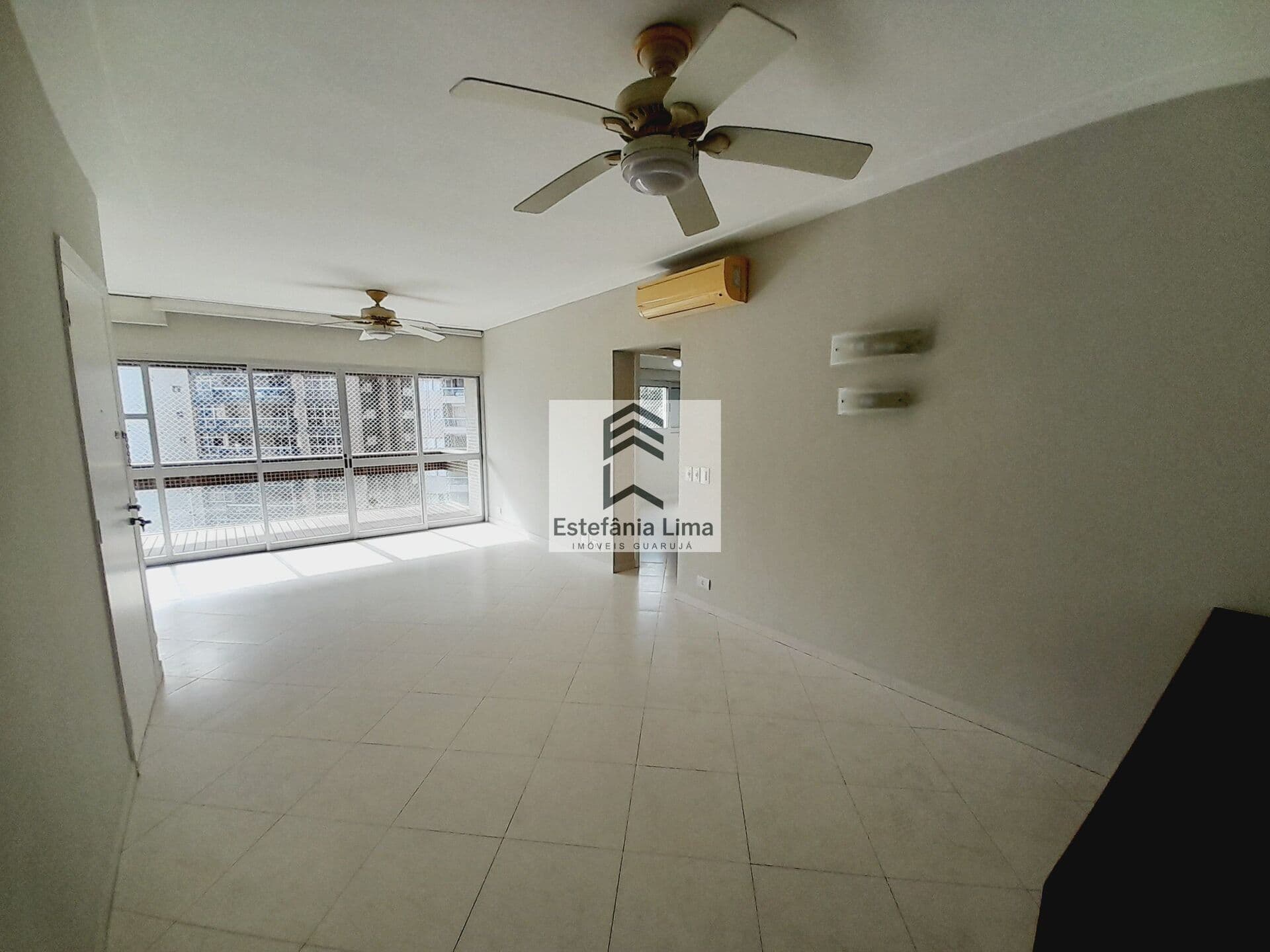 Apartamento em Pitangueiras Reformado 3 Suítes