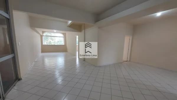 Sala Comercial à Venda no Centro de Pitangueiras