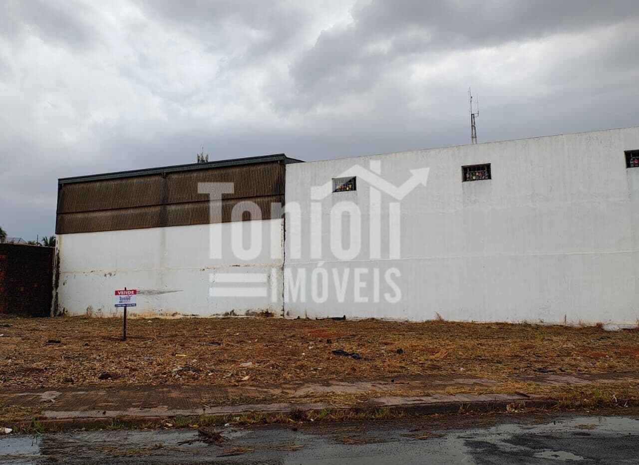 Lote/Terreno em Bebedouro - Jardim Canadá