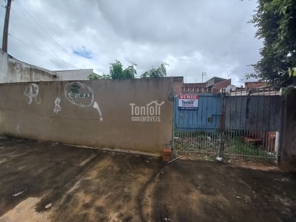Terreno à Venda no Residencial Bebedouro SP