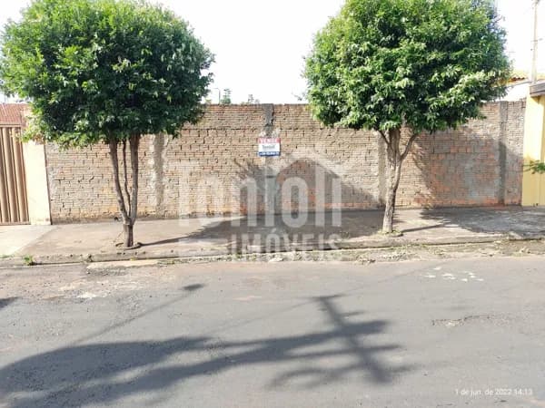 Lote/Terreno em Bebedouro - Jardim Menino Deus I