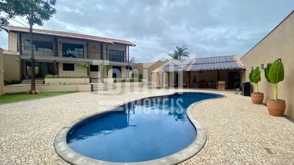 Casa Alto Padrão à Venda