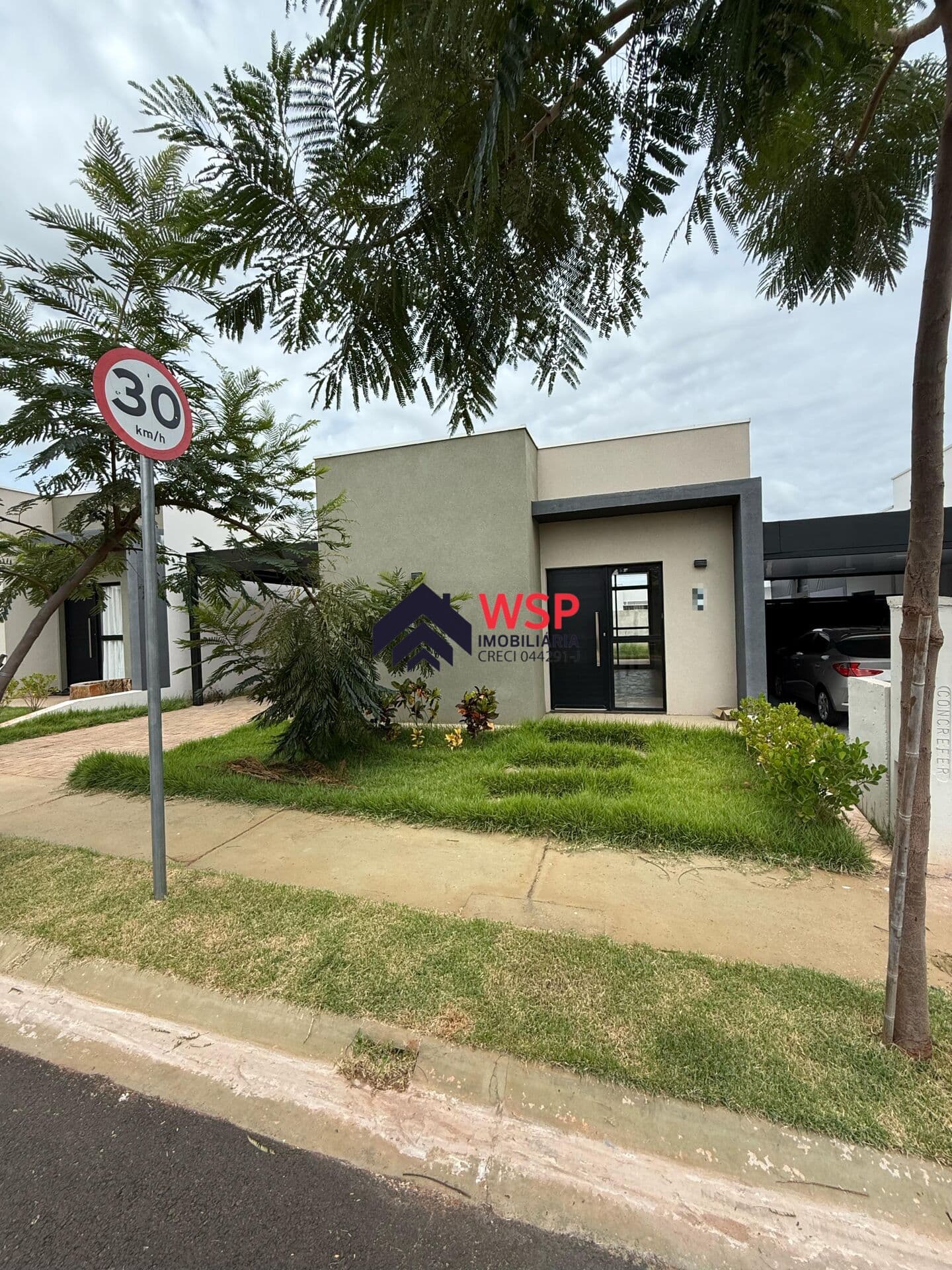 Casa a Venda