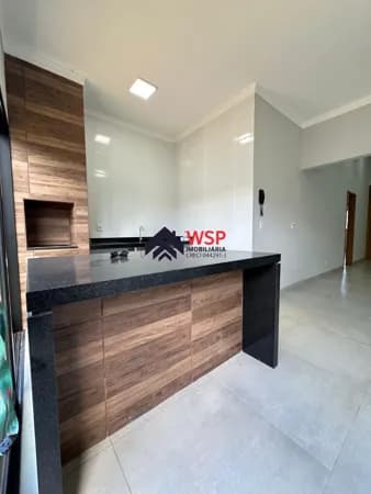 Casa a Venda