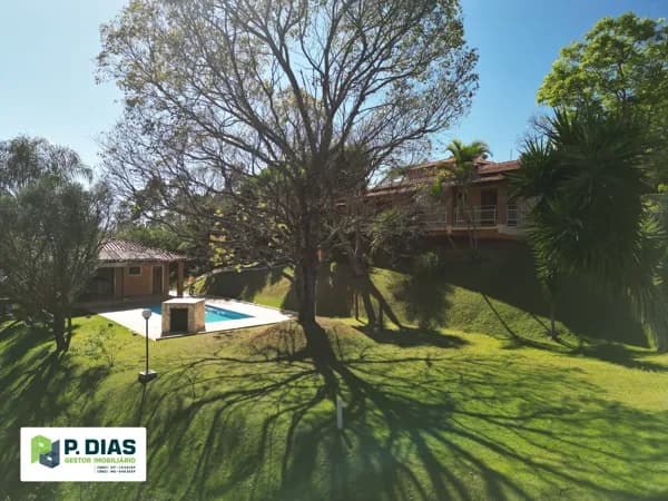 Linda Chácara, perfil de Sítio em Pinhalzinho, interior de Sao Paulo