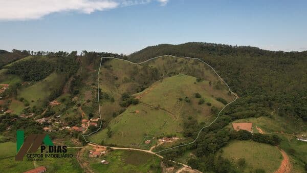 Lindo Sítio no Município de Monte Alegre do Sul, interior de São Paulo