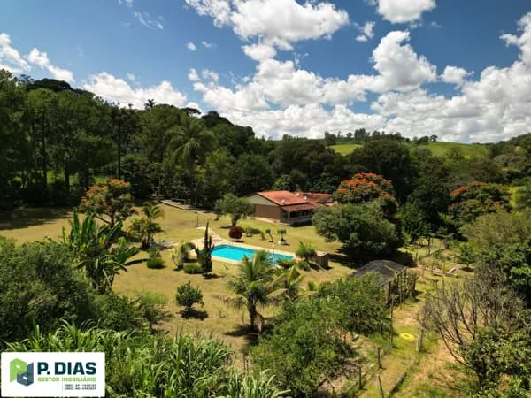 Chácara com Lindo Pomar Formado e Terreno Plano em Socorro - Ideal para Seu Novo Refúgio!