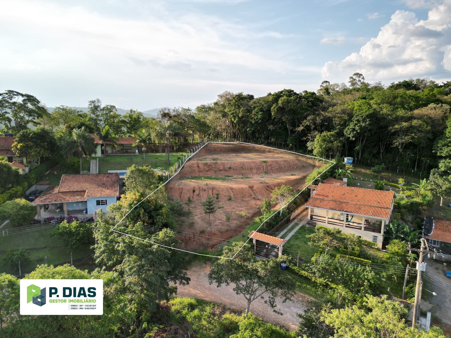 Ótima oportunidade para quem busca construir uma casa de campo na região do Circuito das Águas