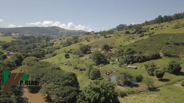 Lindo Sitio banhado pelo Rio do Peixe em Socorro, Circuito das Águas