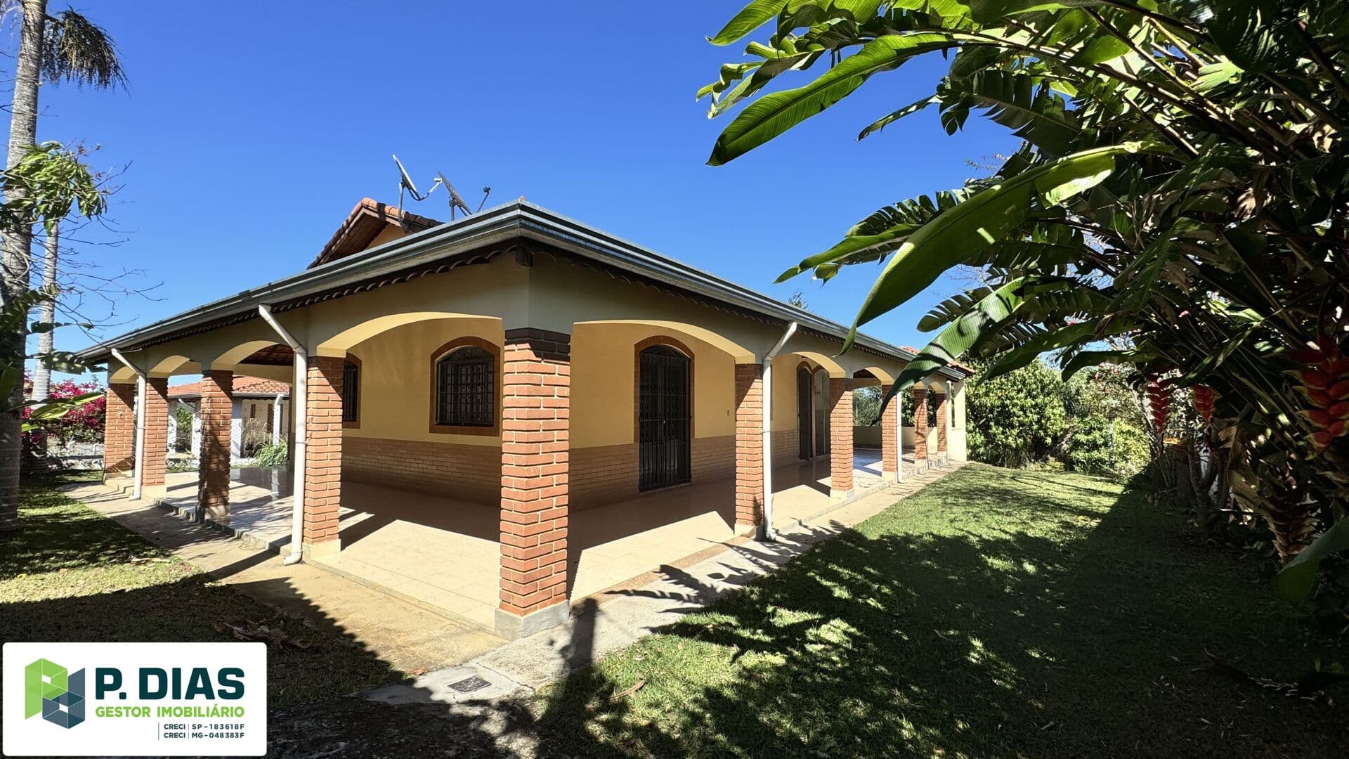 Chácara conceito colonial em Pinhalzinho, Interior de São Paulo