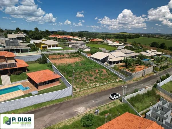 Seu Futuro Refúgio: Terreno em Condomínio Fechado em Pinhalzinho – SP