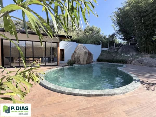 Casa de Campo Estilo Mini Clube em Bragança Paulista — Lazer e Conforto em Cada Detalhe