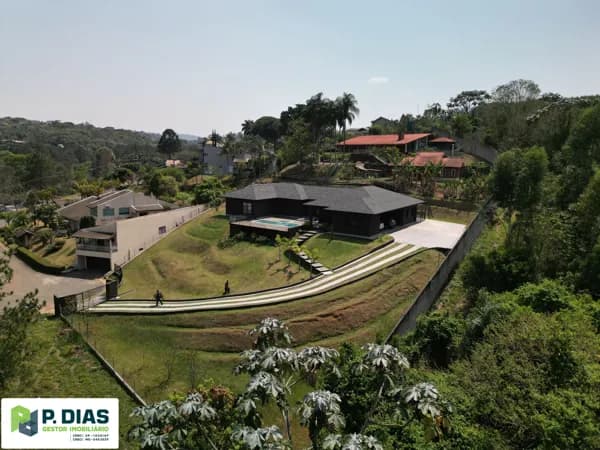 Linda Casa de Campo Estilo Colonial Americano em Bragança Paulista, Interior de Sao Paulo