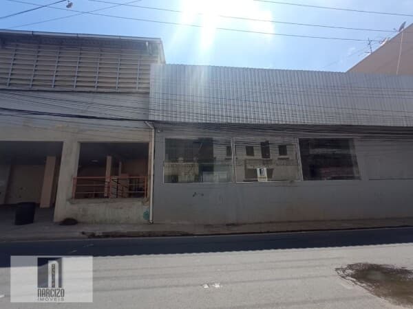 Sala/Conjunto em Itaperuna - Centro