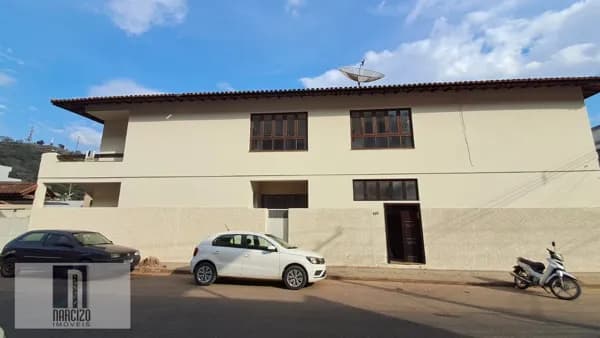 Casa em Itaperuna - Centro