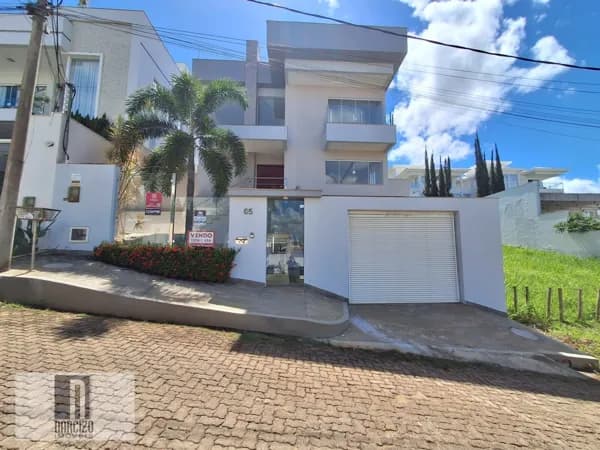 Casa em Itaperuna - Presidente Costa e Silva