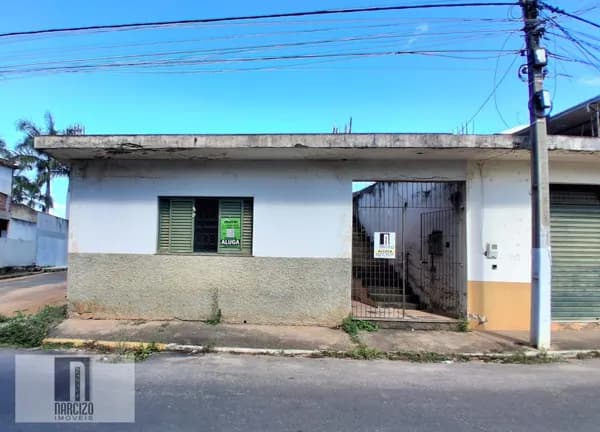 Casa em Itaperuna - Niterói