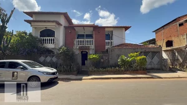Casa em Itaperuna - Centro