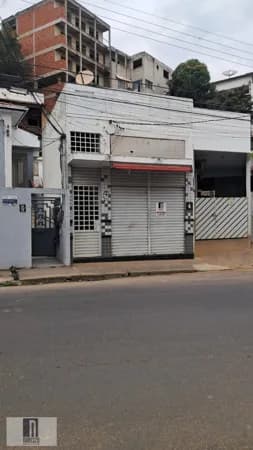 Sala/Conjunto em Itaperuna - Centro