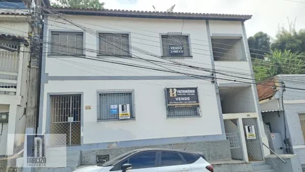 Sobrado em Itaperuna - Centro