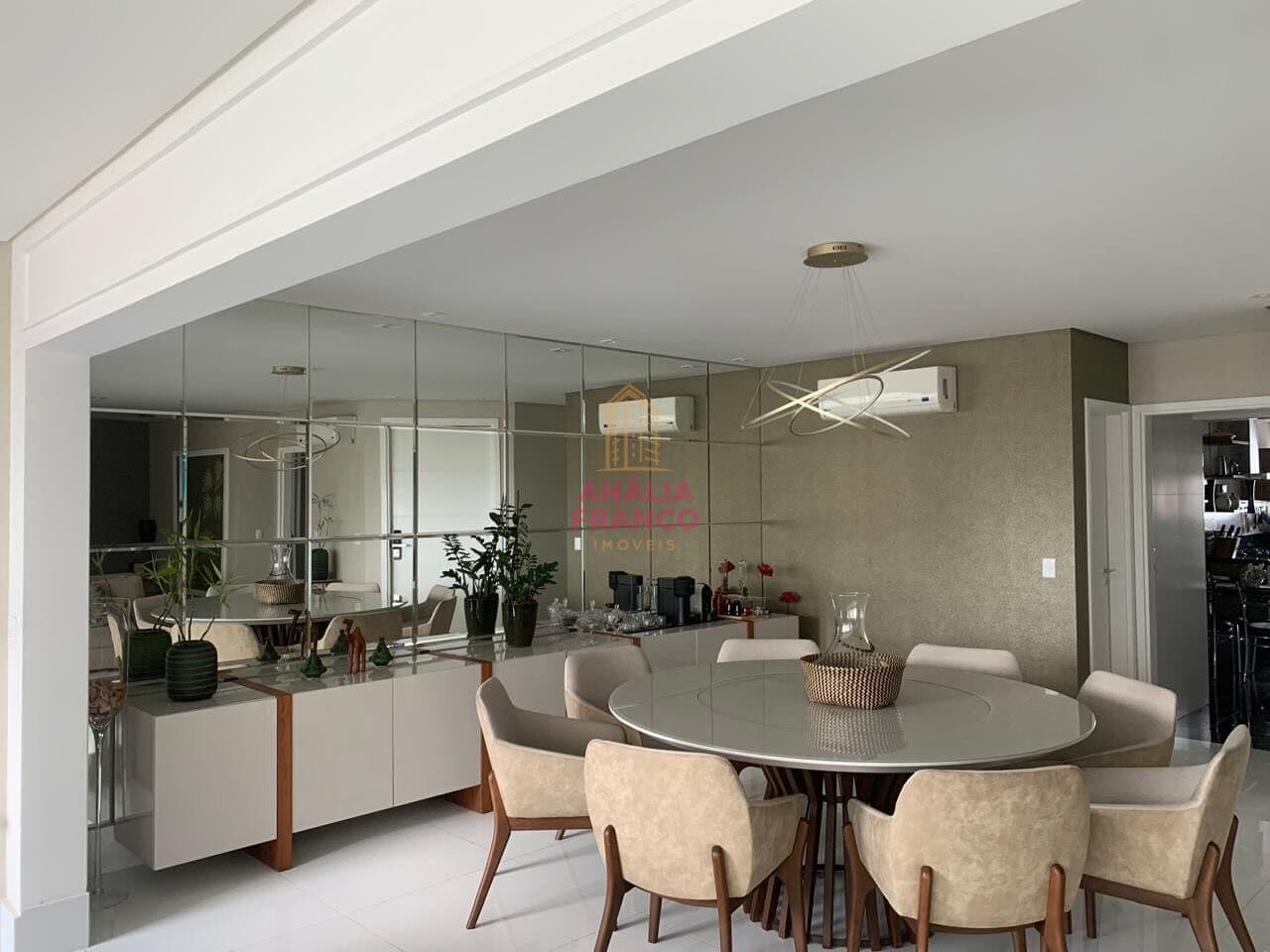 Apartamento Alto Padrão em Vila Regente Feijó, São Paulo/SP