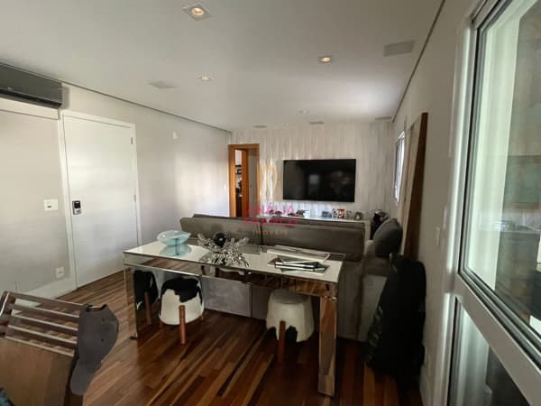 Apartamento em condomínio clube