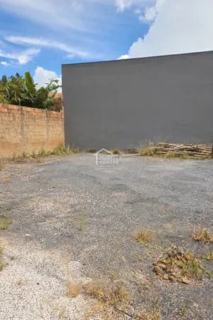 Terreno à venda no bairro Nações em Patrocínio/MG.