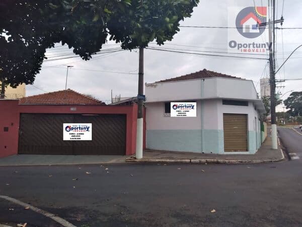 Casa Térrea de esquina, com Salão Comercial