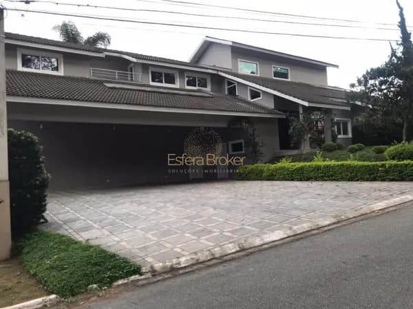 CASA MOBILIADA disponível para venda no bairro Alphaville - Santana de Parnaíba/SP