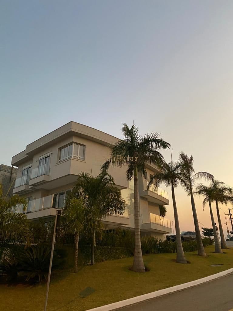Casa disponível para locação no bairro Centro Comercial Jubran - Barueri/SP