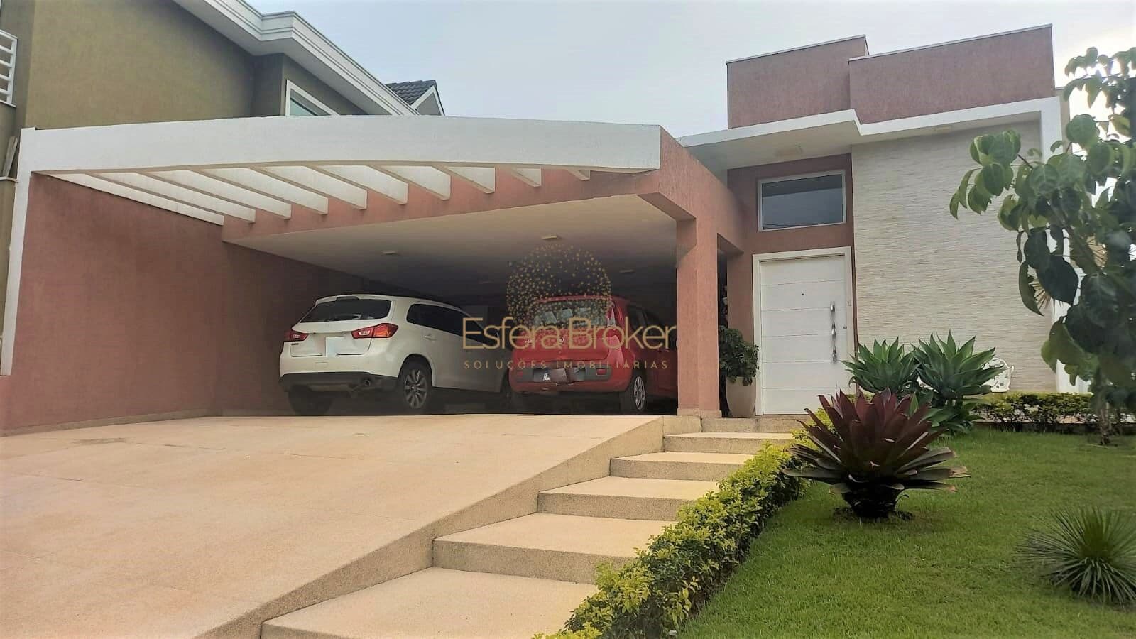 CASA TERREA disponível para venda no bairro Alphaville - Santana de Parnaíba/SP