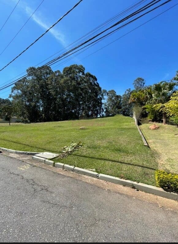 Terreno disponível para venda no bairro Tamboré - Barueri/SP