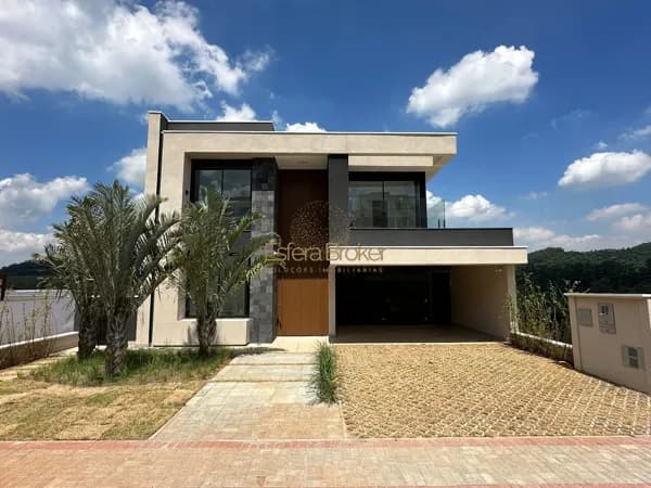 Casa disponível para venda no bairro Tamboré - Santana de Parnaíba/SP