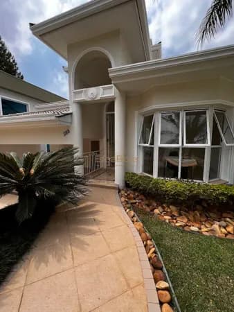 Casa em Condomínio com excelente localização em Alphaville, Barueri, SP