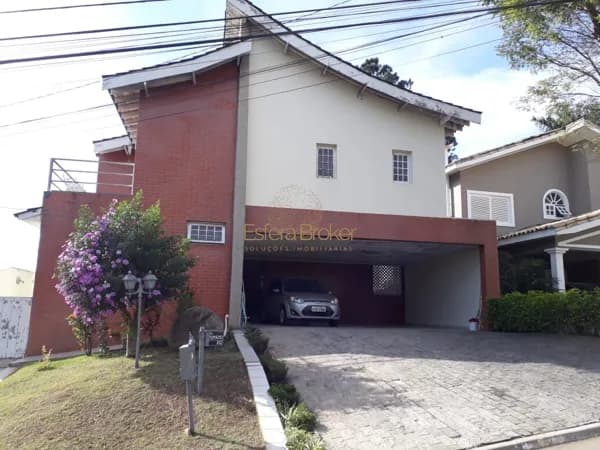 Casa disponível à venda no bairro Alphaville - Santana de Parnaíba/SP