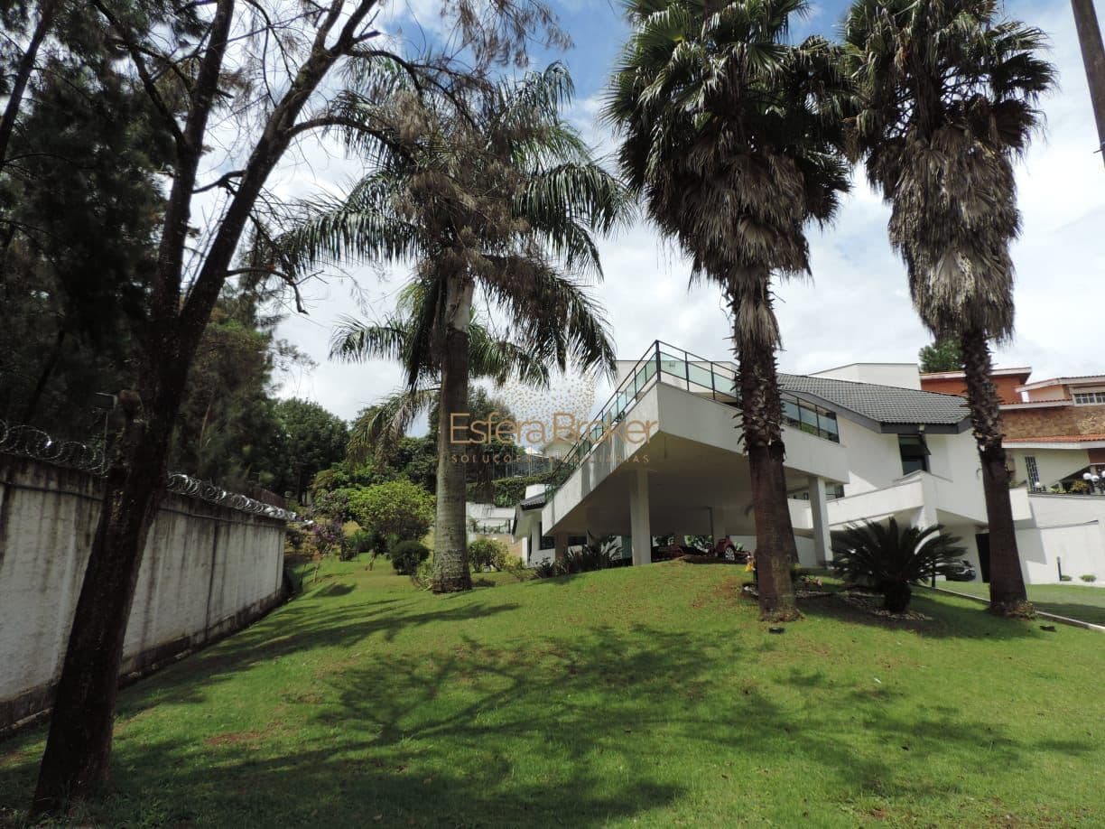 Casa MOBILIADA disponível para venda no bairro Alphaville - Santana de Parnaíba/SP