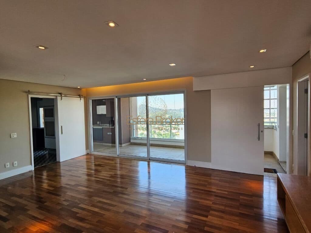 Apartamento disponível para venda no bairro Dezoito do Forte Empresarial/Alphaville. - Barueri/SP