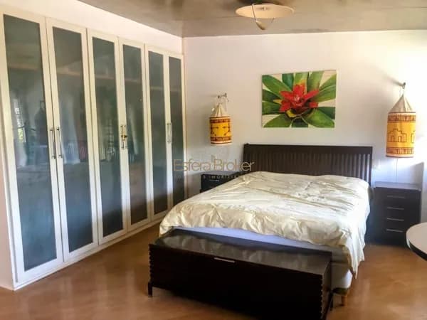 Casa disponível para venda no bairro Residencial Quatro (Alphaville) - Santana de Parnaíba/SP