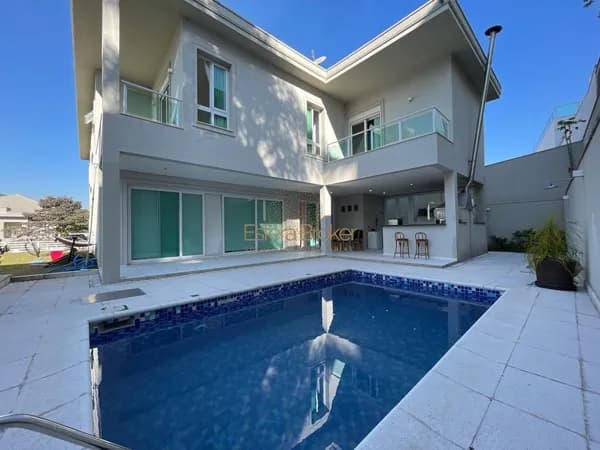 Casa pronta para morar a venda em Alphaville, Santana de Parnaíba, SP