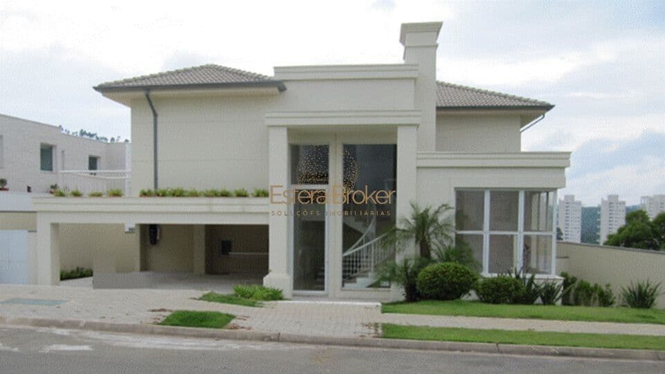 Casa disponível para locação no bairro Tamboré - Santana de Parnaíba/SP
