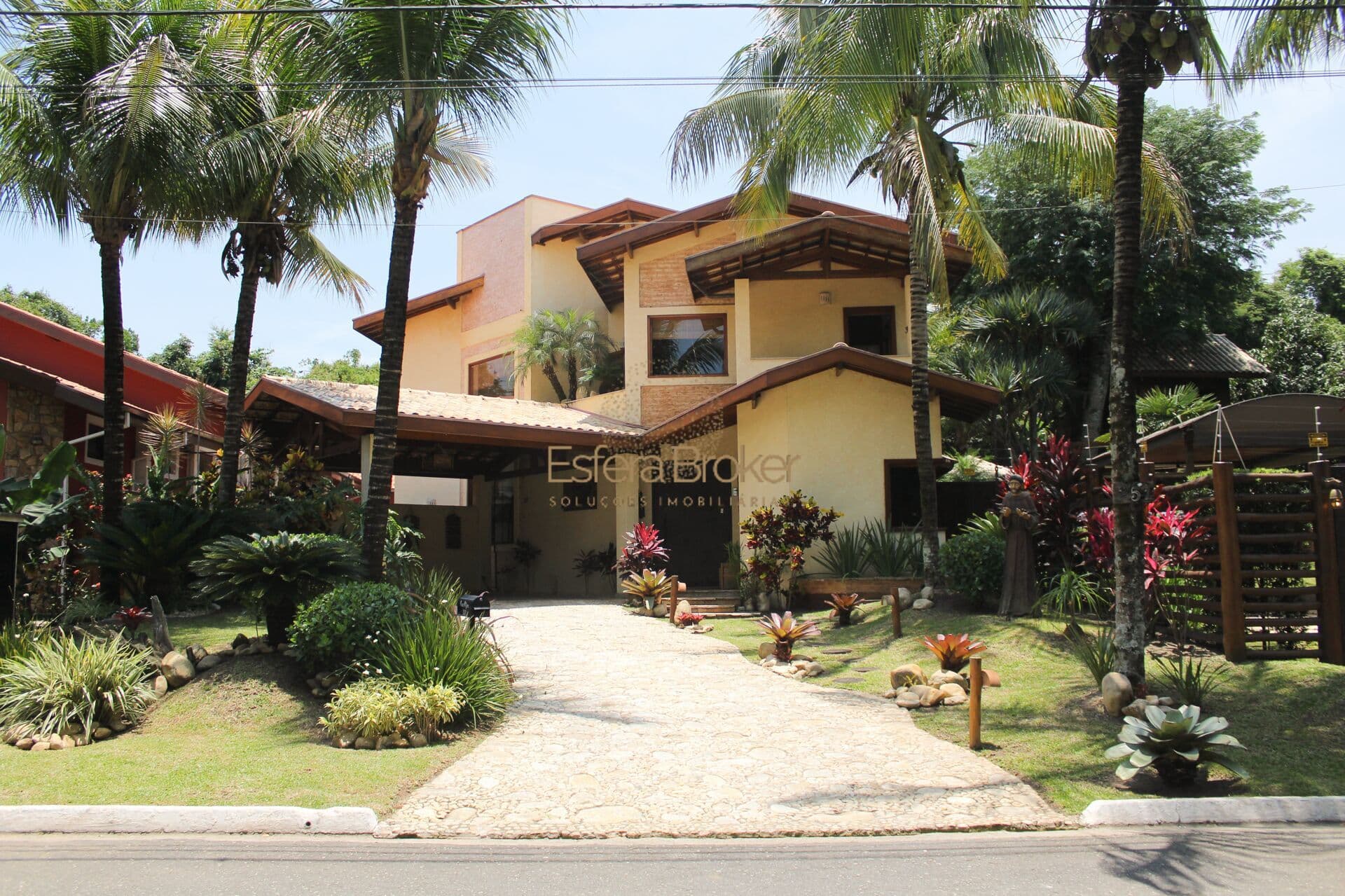 Casa disponível para venda no bairro Vila Costa - Taubaté/SP