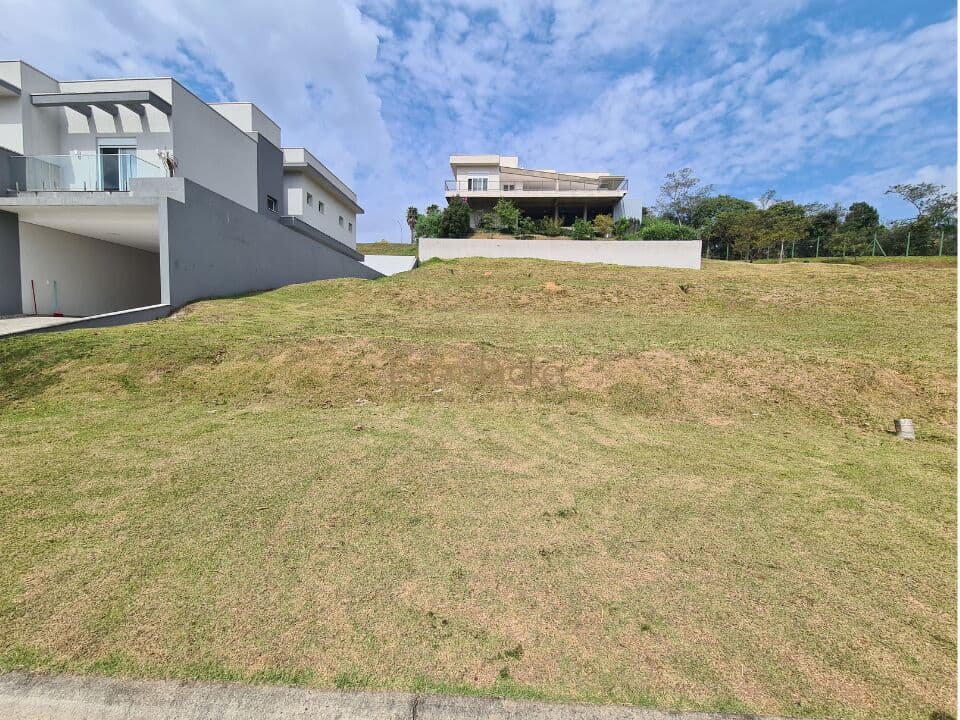 Lote/Terreno em Santana de Parnaíba - Alphaville