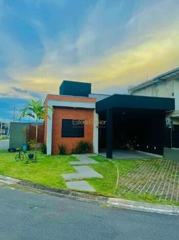 Casa disponível para venda no bairro Residencial Vila Romana - Pindamonhangaba/SP