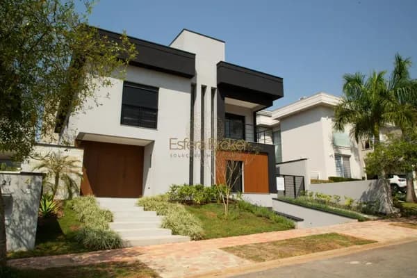 Casa disponível para venda no bairro Alphaville - Santana de Parnaíba/SP