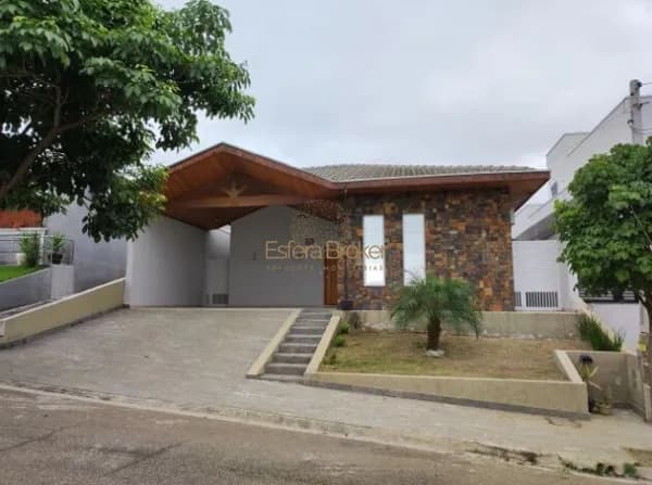 Casa disponível para venda no bairro Bairro do Grama - Caçapava/SP