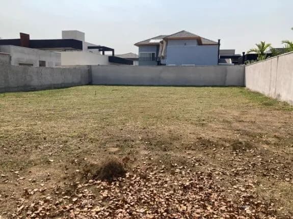 Terreno disponível para venda no bairro Condomínio Residencial Mont Blanc - São José dos Campos/SP
