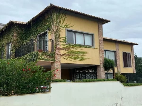 Casa de Condomínio em Santana de Parnaíba - Tamboré