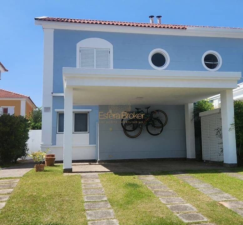 CASA MOBILIADA disponível para venda no bairro Tamboré - Santana de Parnaíba/SP